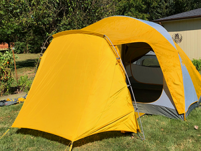 High School Girls' Dream of Solar Tents for the Homeless Became a Reality