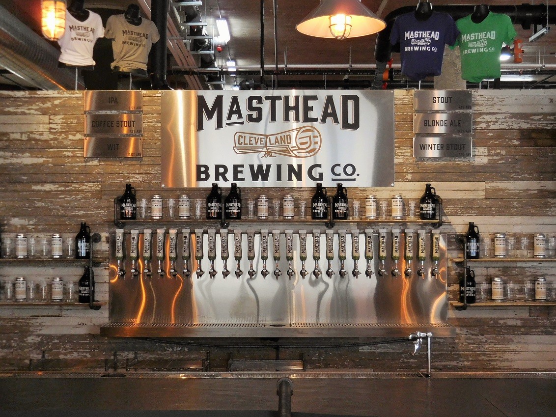 Masthead Brewing bar